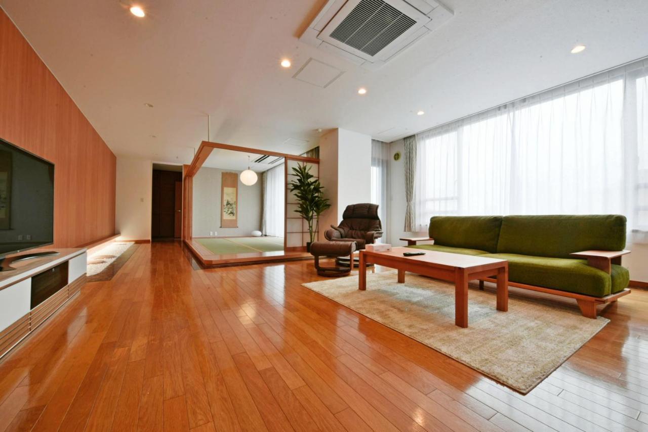 Hostel PLEASURE MARUYAMA Sapporo Buitenkant foto